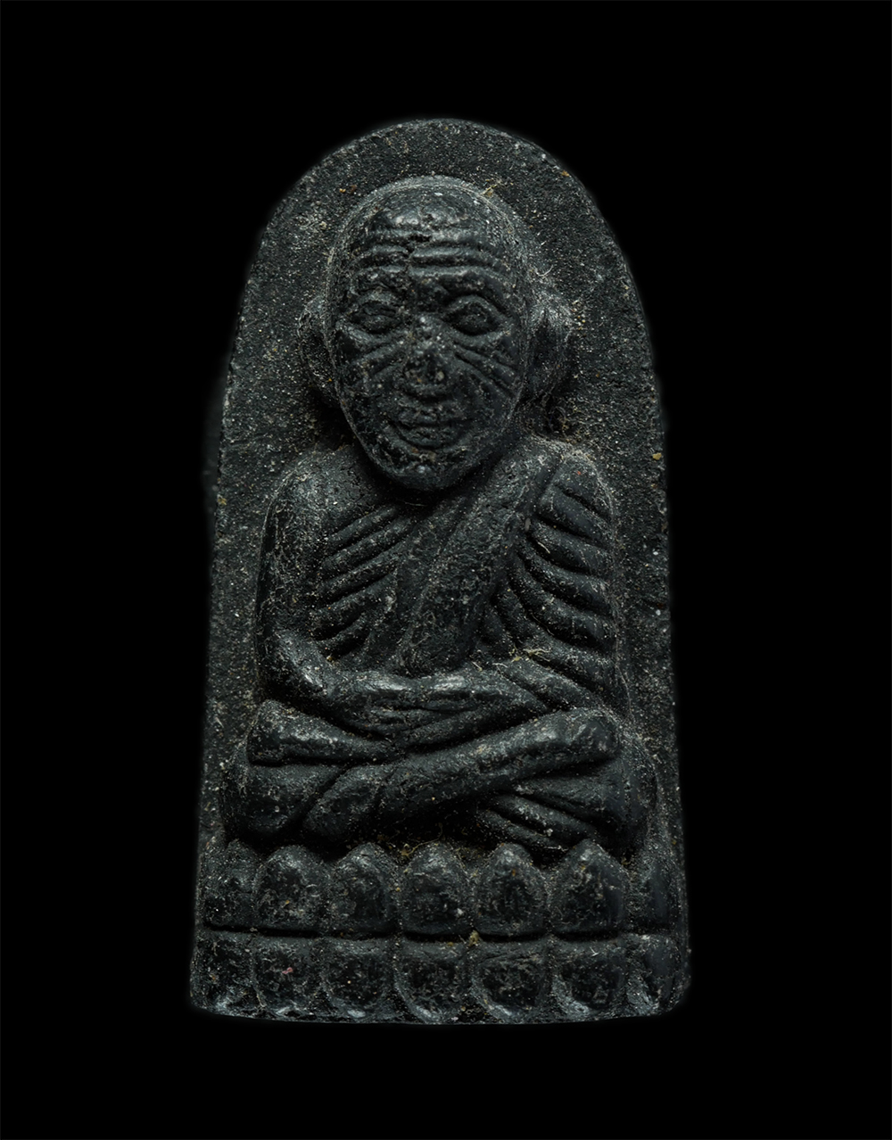 14May24 (118)p.jpg - หลวงปู่ทวด เหยียบน้ำทะเลจืด พิมพ์พระรอด รุ่น 100 ปี พ่อท่านจำเนียร วัดต้นเลียบ จ.สงขลา ปี2539 เนื้อผงพุทธคุณ ผงว่าน ผงใบลาน พระเก่าสวย มวลสารดี  | https://kamulet.in.th